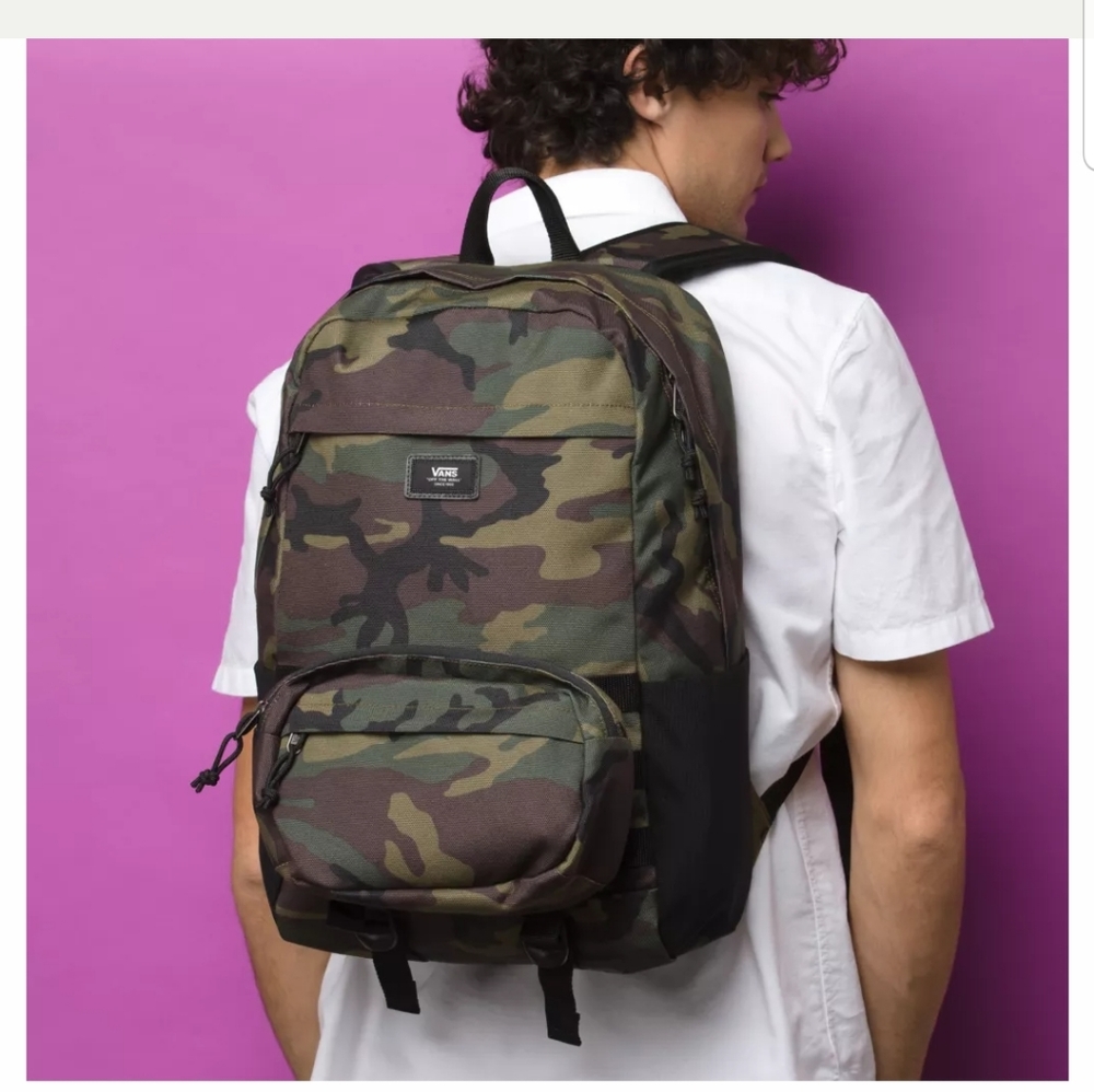 FINAL DROP ❗❗❗Van's camo backpack